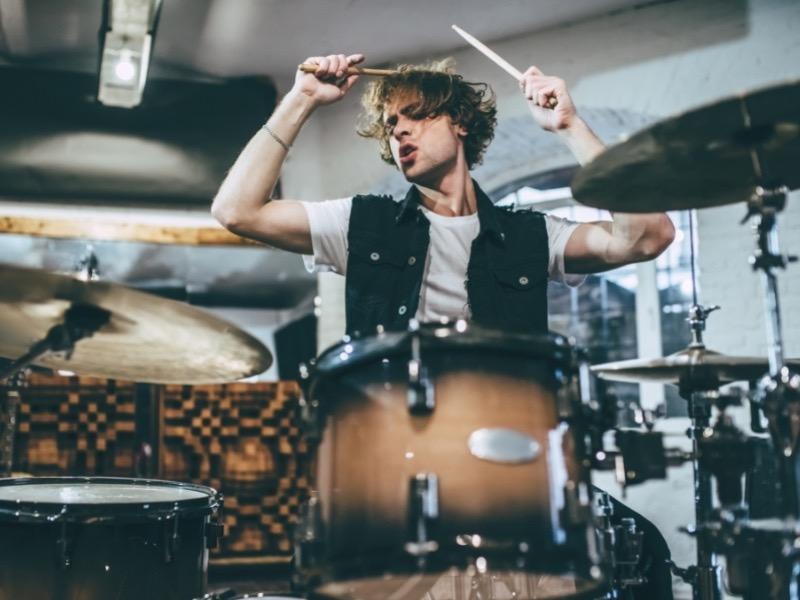 Como se tornar um baterista melhor. 8 SuperiorComo se tornar um baterista melhor. 8 Superior  