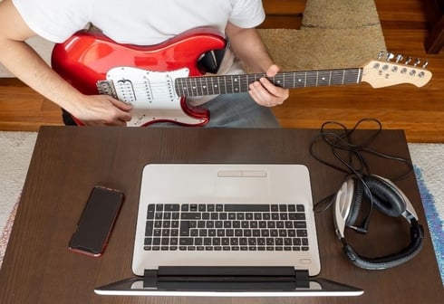 online-guitar-lessons-mableton